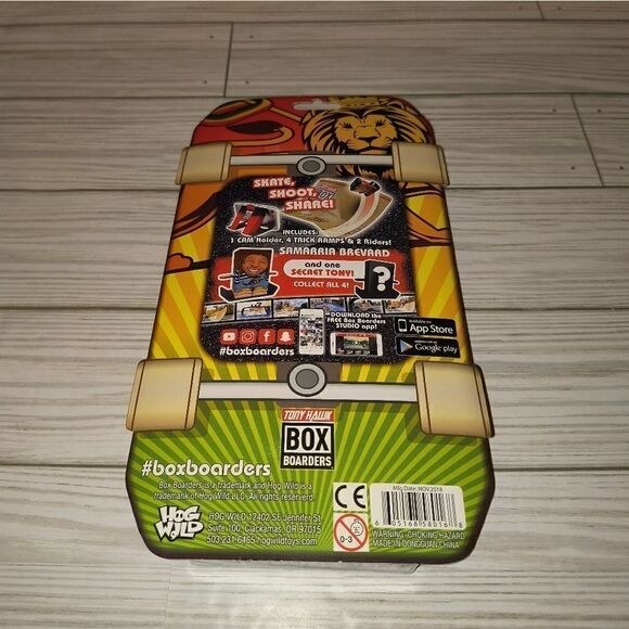 Tony Hawk Box Boarders Samarria Brevard Fingerboard Skateboard 2018 w Ramps New - Picture 6 of 8